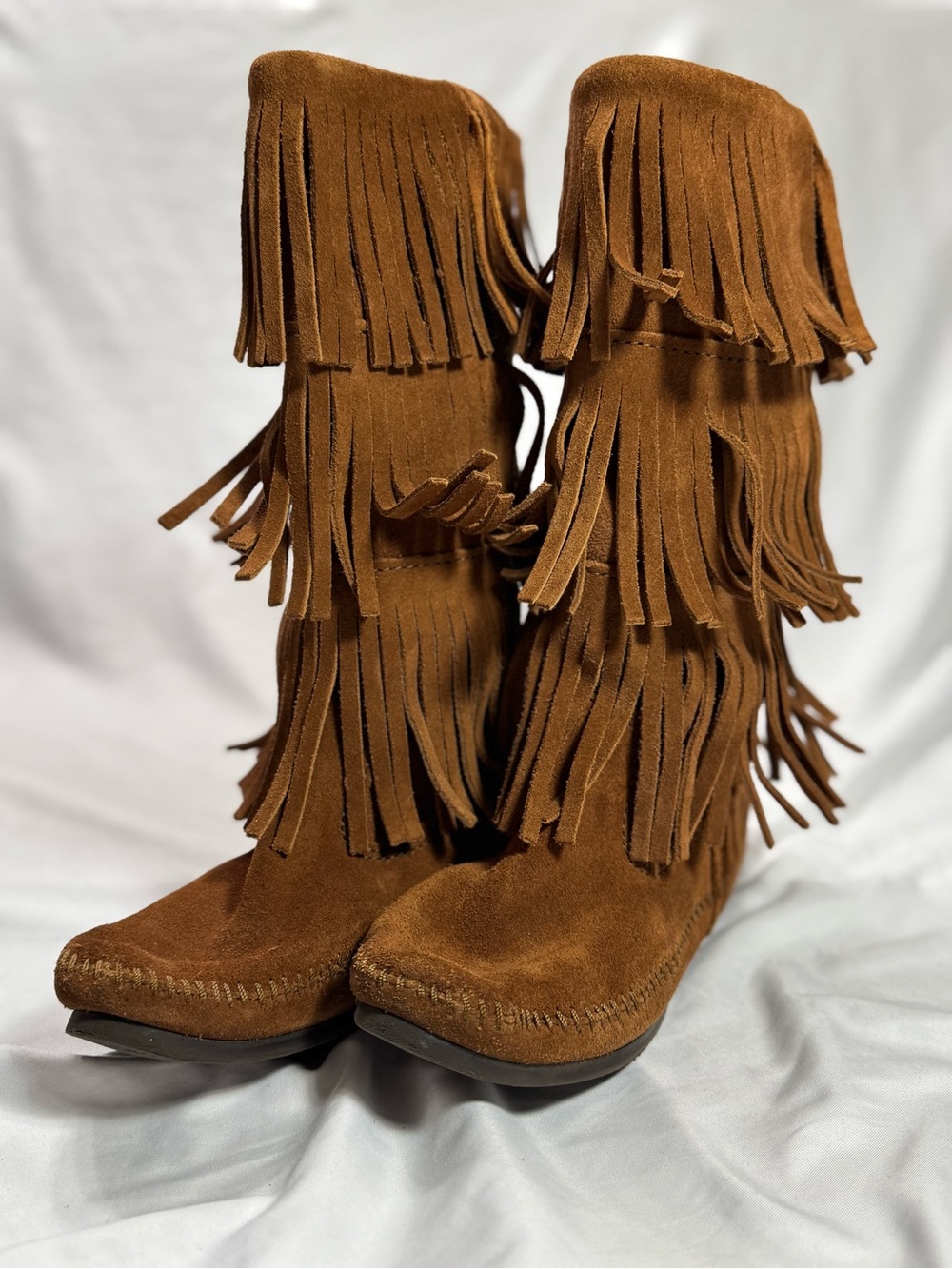 Minnetonka 1632 Fringed Suede Moccasin Boots in Brown
